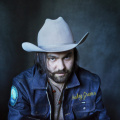 Shakey_Graves-2019PR-Credit-Danny_Clinch-copy-scaled