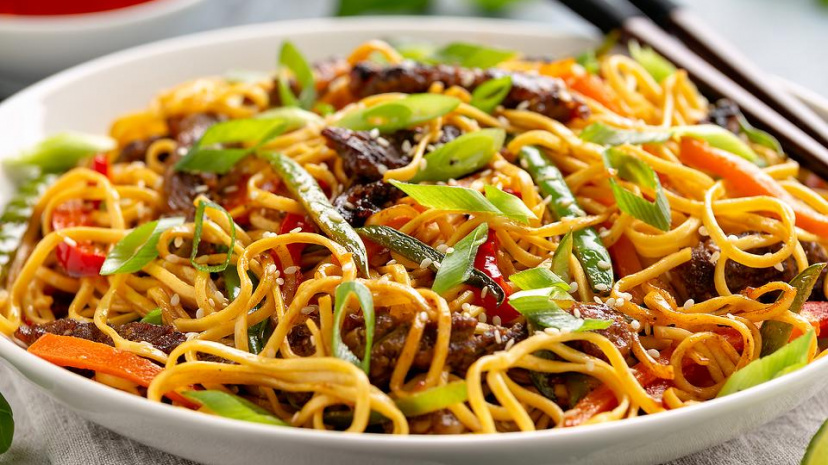 Asian-Beef-Noodles-Recipe-23495-bca382e47d-1620840028.jpg