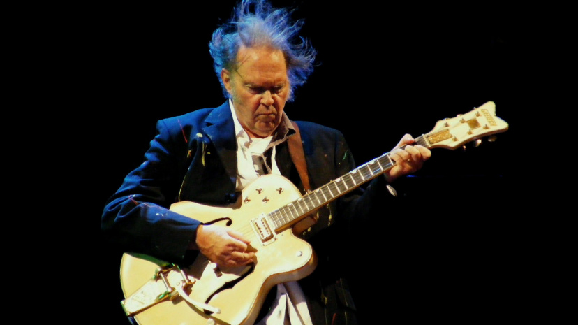 Neil_Young_2012.jpg