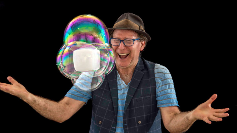 The Amazing Bubble Man.jpg