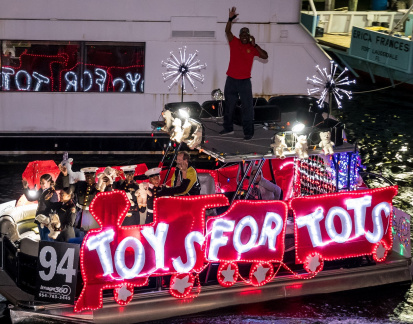 Seminole Hard Rock Winterfest Boat Parade Fort Lauderdale New River FL website 2