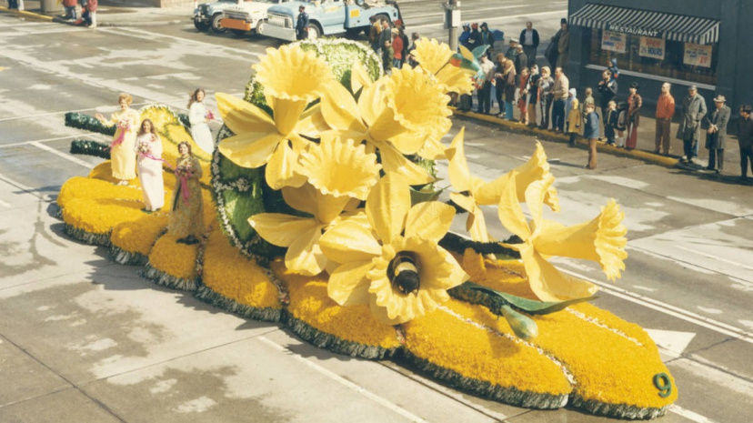 Daffodil Festival Floral Street Parade.jpg