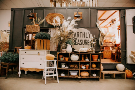 NW Arkansas Vintage Market Days2