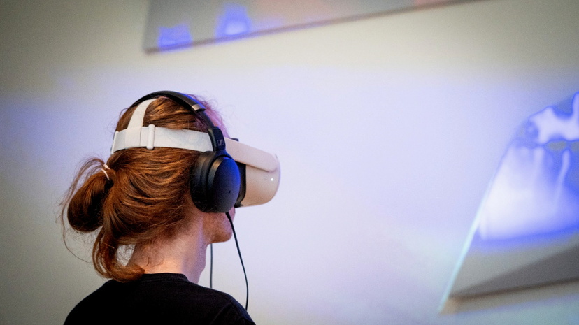 virtual reality.jpg