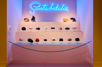 BARCELONA - Santa Eulalia. 180 anys de moda