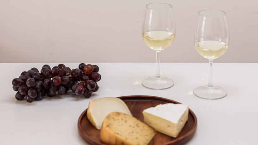 wine_and_cheese1.jpg