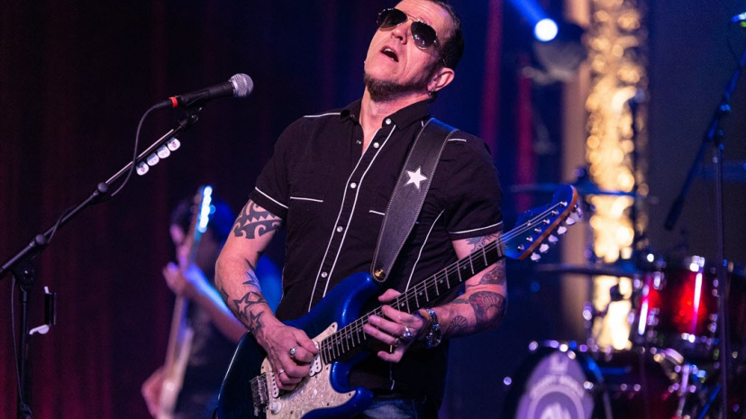 gary-hoey-live-on-stage.jpg