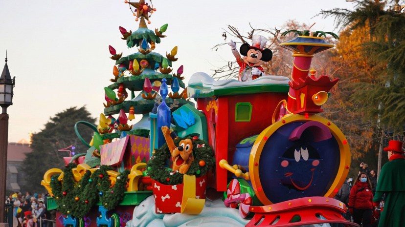 Disney’s Enchanted Christmas.jpg