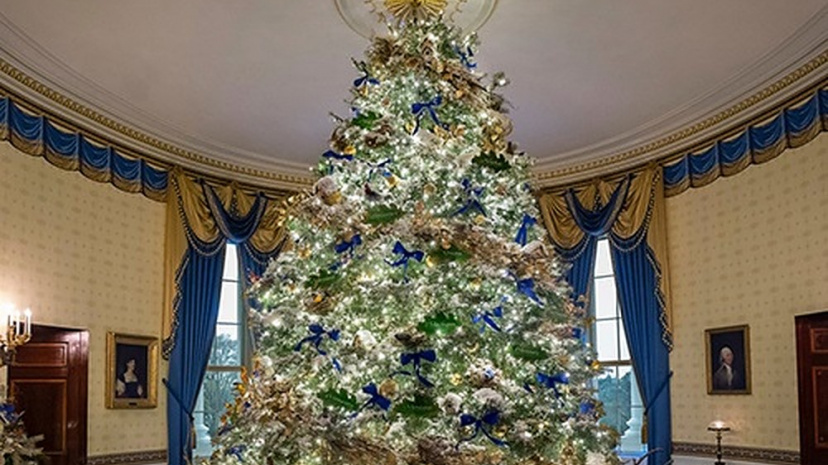 Making the Holidays Beautiful at the White House.v1.jpg