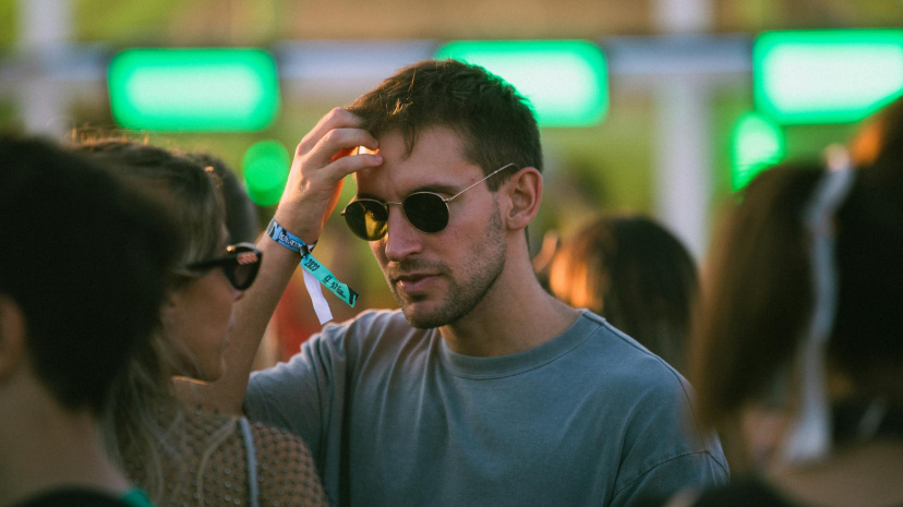 free-photo-of-man-in-sunglasses-in-crowd-at-festival.jpeg?auto=compress&cs=tinysrgb&w=1260&h=750&dpr=2.jpg