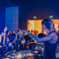free-photo-of-dj-woman-playing-music-on-party