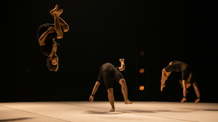 humans-2-lclive-1536x864