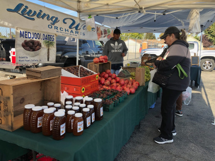 F Street Farmers Market