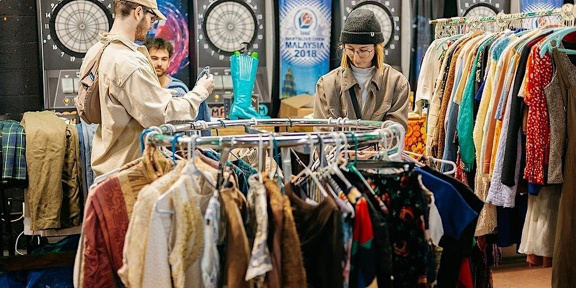 Vintage Market at Foothills Mall.v1