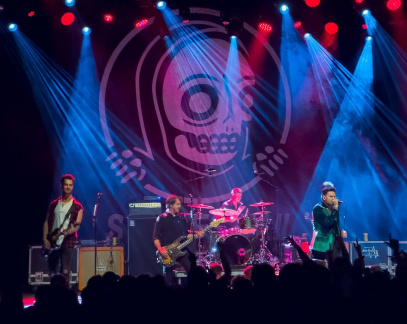 Senses Fail / Saves The Day: New Jersey vs. The World