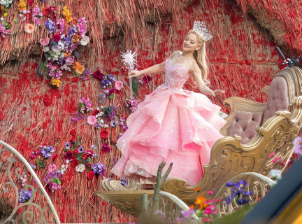 rs_1024x759-230418101030-1024-Ariana-Grande-LT-041823-SPL5538031_081