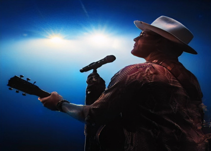 Drake White