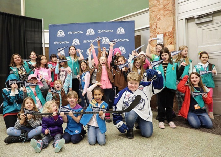 Girl Scout Night at the Syracuse Crunch.v2