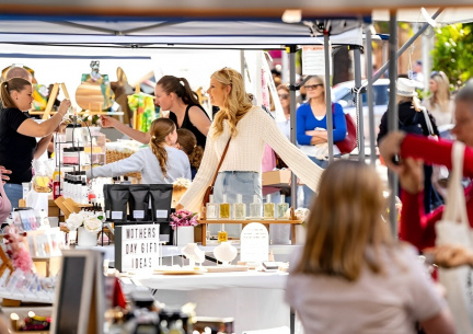 Christmas Gift Market