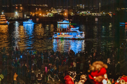 reindeer-on-the-riverfront