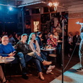 moincomedyclub-buehne-1024x682