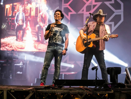 Guilherme e Santiago
