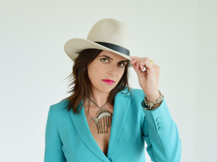 Laura Tsaggaris Get In The Mood