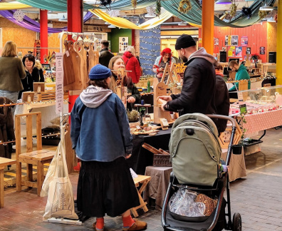 Christmas Makers Market Volume #1