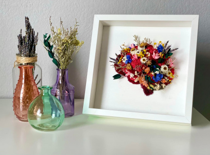 Holiday Vibe Market
