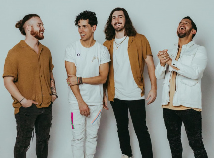 A Cloverton Christmas