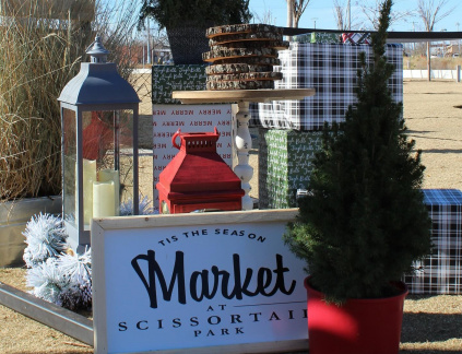 A Country Christmas Holiday Market