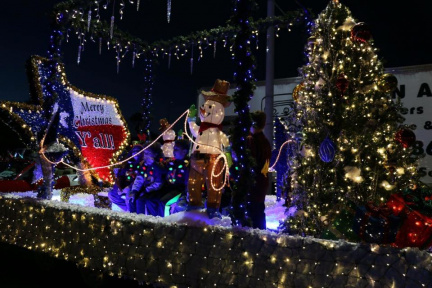 Holiday Lights Parade