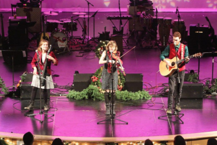 Ebird &amp; Friends Holiday Show