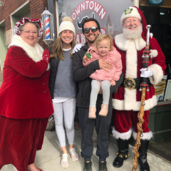 71532926007-downtownlagrangeoldhamcountychristmassanta