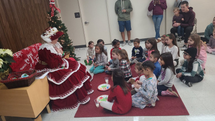 Cookies and milk with Mrs. Claus!