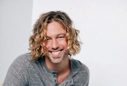 Casey James