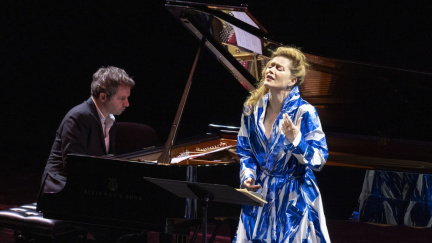 3._barbara_hannigan_-_bertrand_chamayou_(c)_luciano_romano_cropped__event_1024