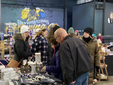 Procrastinators Holiday Market enhanced