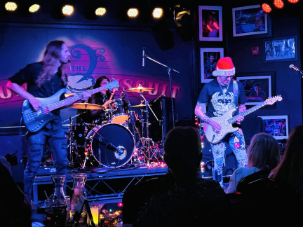 Gary Hoey Rockin' Holiday Show