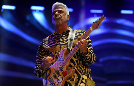 lulu-santos-no-palco-sunset-do-rock-in-rio-2019-1570403918713_v2_1920x1245