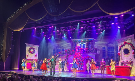 The South’s Grandest Christmas Show    fb