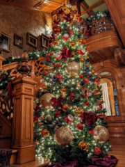 Christmas at teh Pabst Mansion