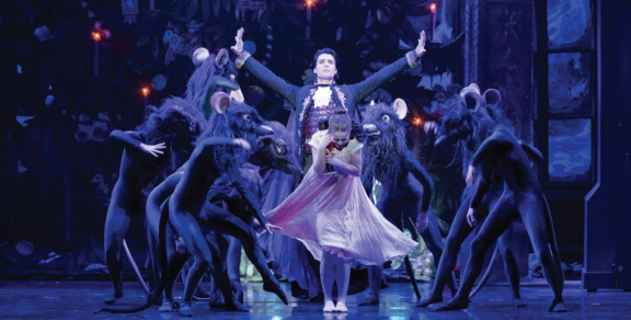 NUTCRACKER2022_FBP_Nutcracker_VETS_1240x630_Production-Images-06-fdc13bb842