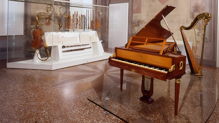 International Museum and Library of Musi enhanced