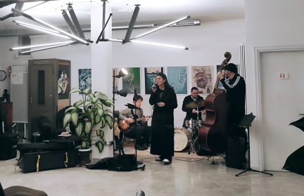 LUNE NOVE  rassegna musicale ignota enhanced