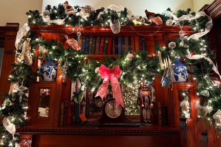 bedroom-mantle-(1) (1)
