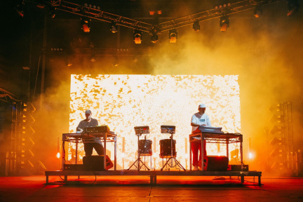 240927-NighattheBarracks-BagRaiders-ThePresets-@patstevenson-0006