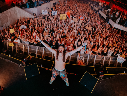 Steve Aoki