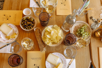 wine and cheese tasting paradise grapevine toronto 182b24ff-8a06-450e-ad6b-ad49c75bfe5e
