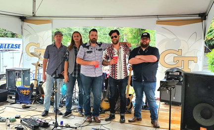Britt Nix &amp; The Four Roses